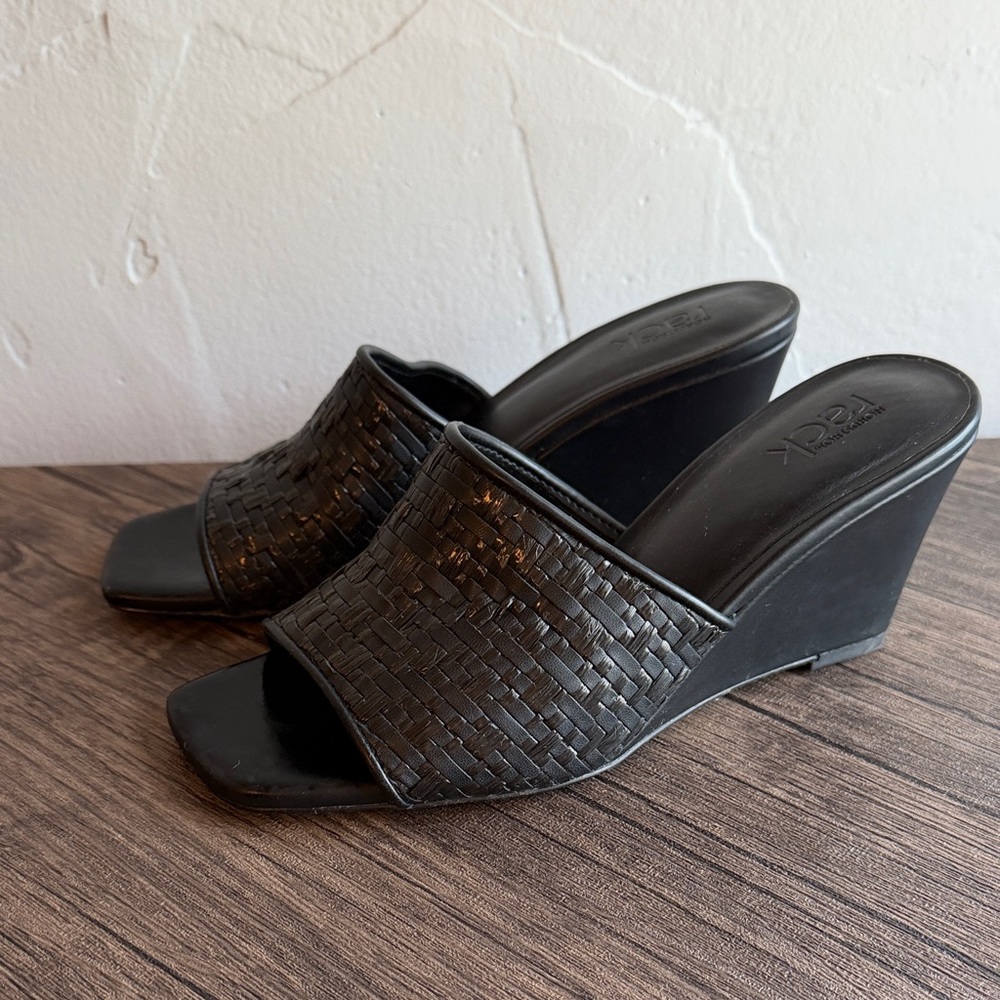 Woven Slide Wedge Sandal - Black